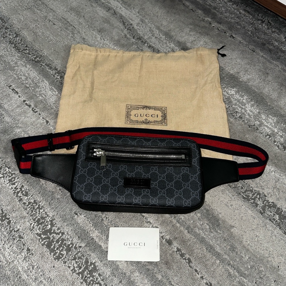 Authentic Gucci GG Supreme Crossbody Bag Mens